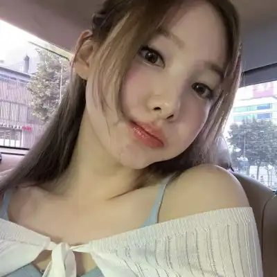雍恨云